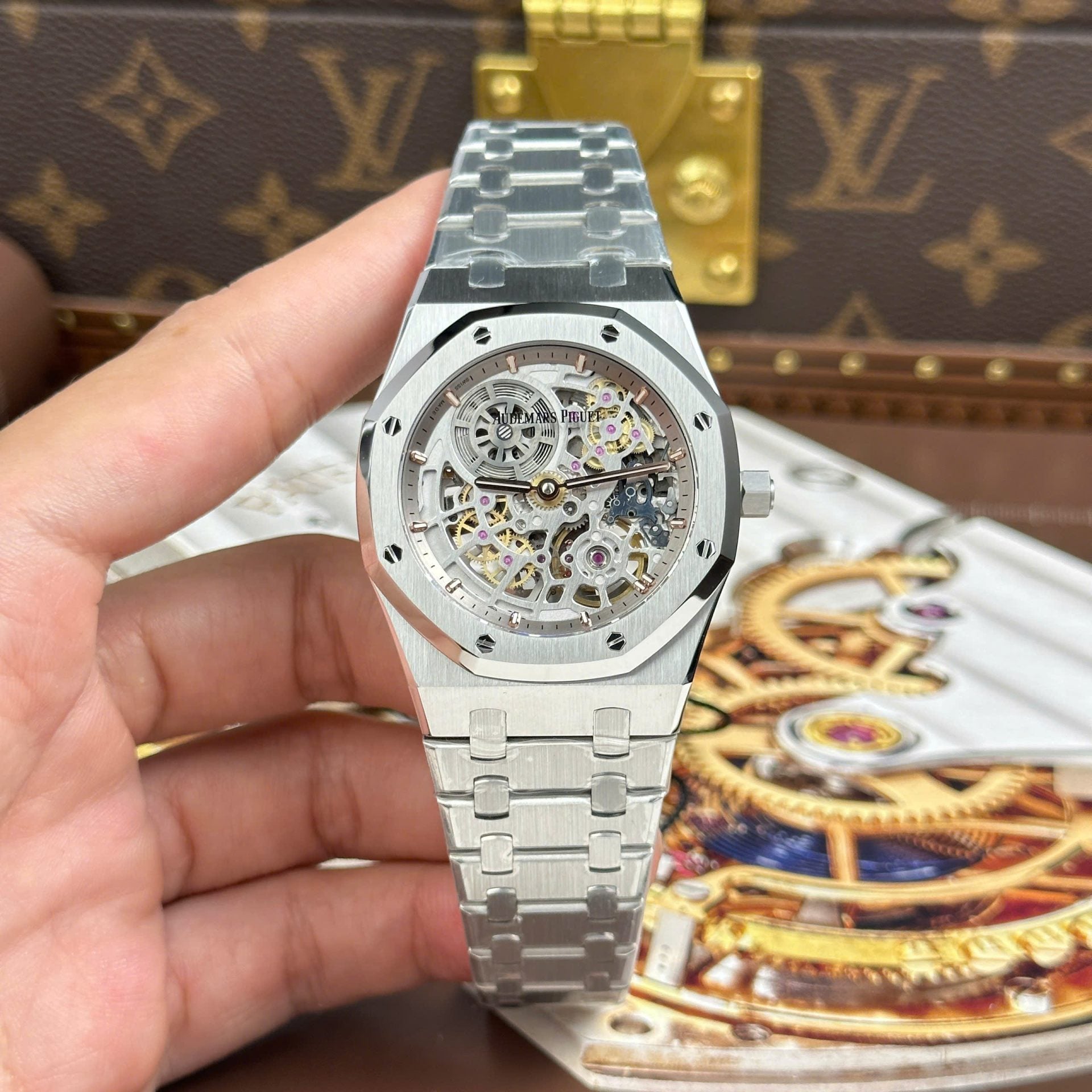 AP - Royal Oak Jumbo Extra-thin 16204 Skeleton Dial 39mm with Box