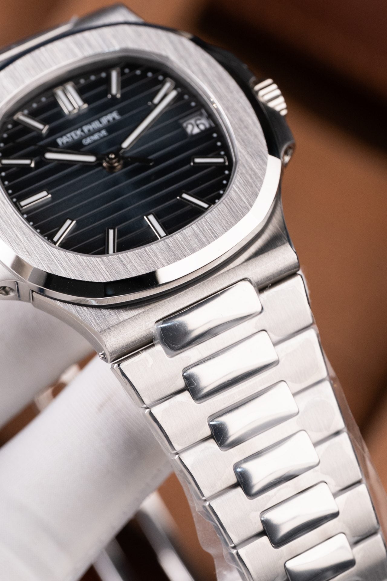 PP - Nautilus 5711 Blue Dial Metal Wire 40mm with Box