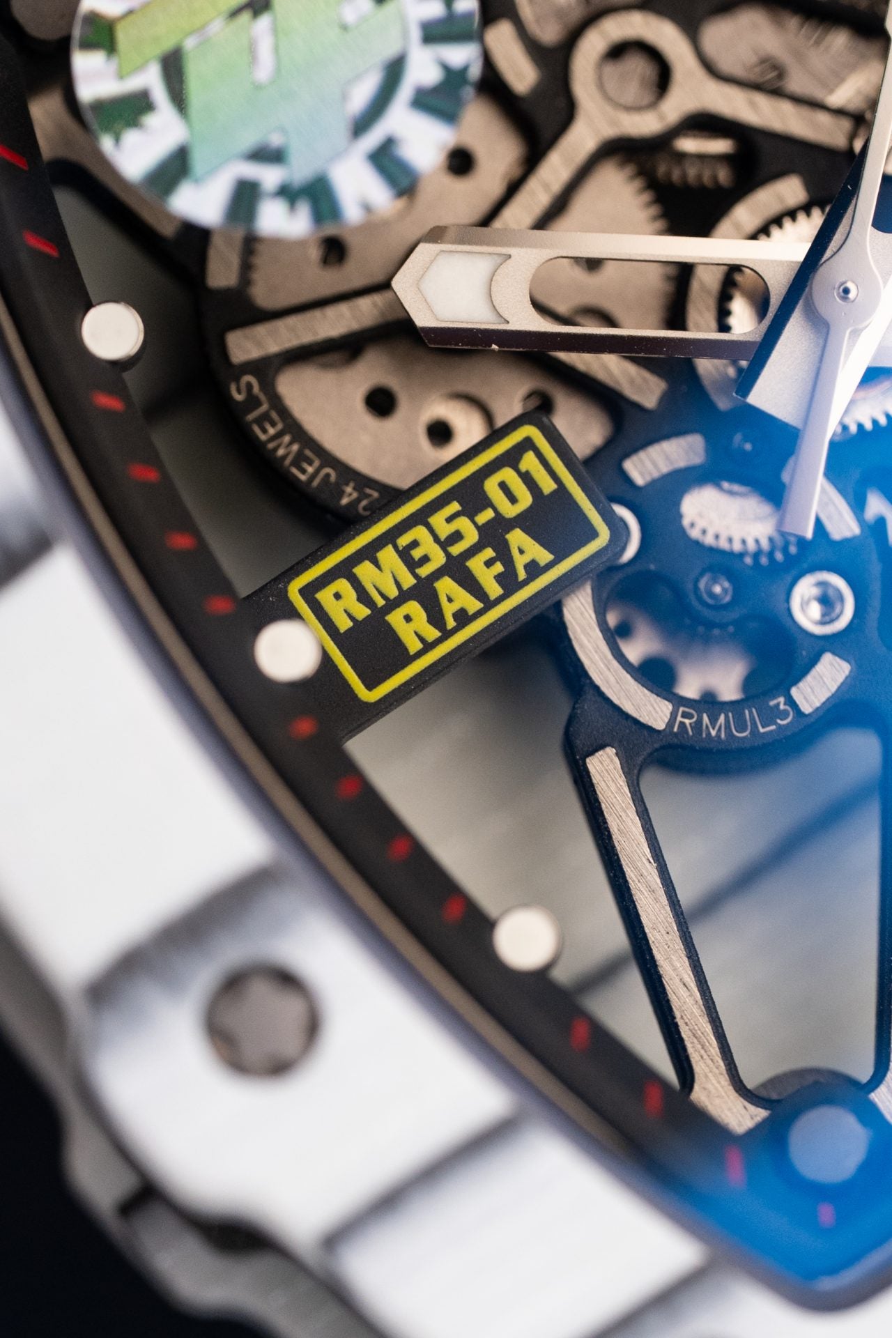 RM - 35-01 Rafael Nadal White Carbon 49,9x43mm with Box