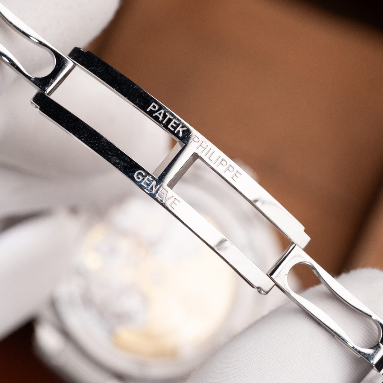 PP - Nautilus 5711 Blue Dial Metal Wire 40mm with Box