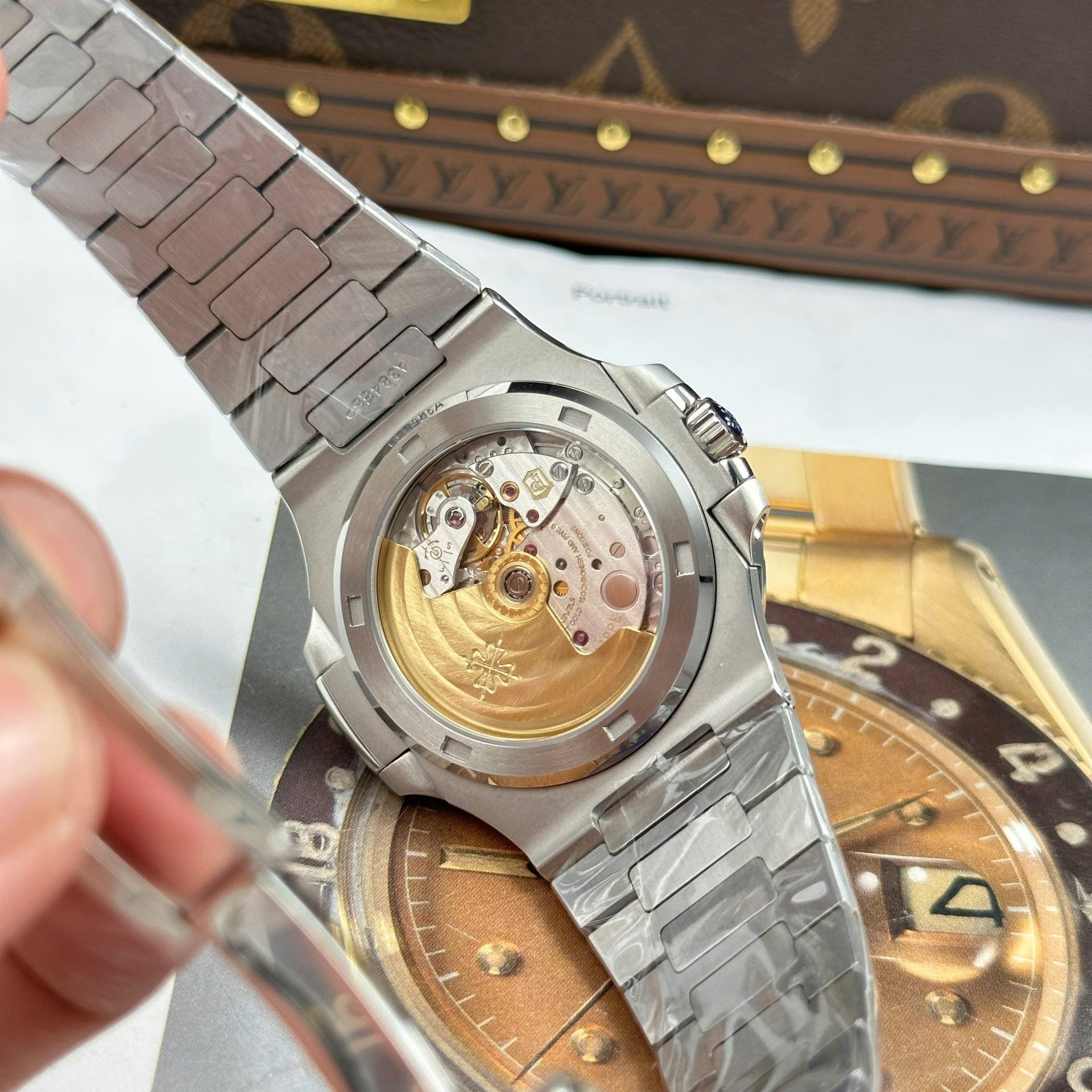 PP - Nautilus 5711 Green Dial 40mm with Box