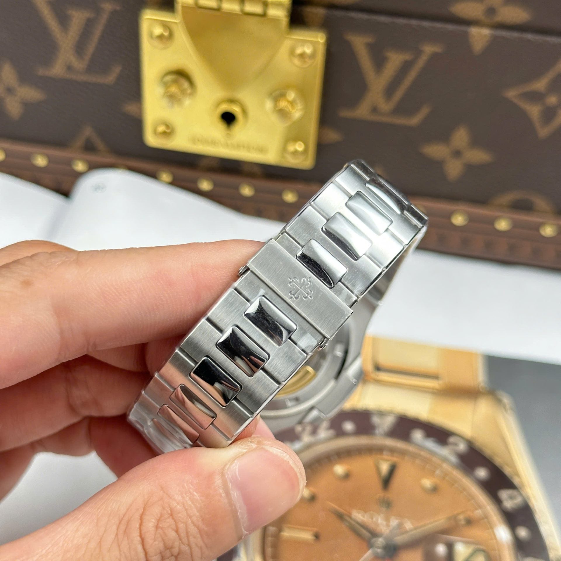 PP - Nautilus 5711 Green Dial 40mm with Box