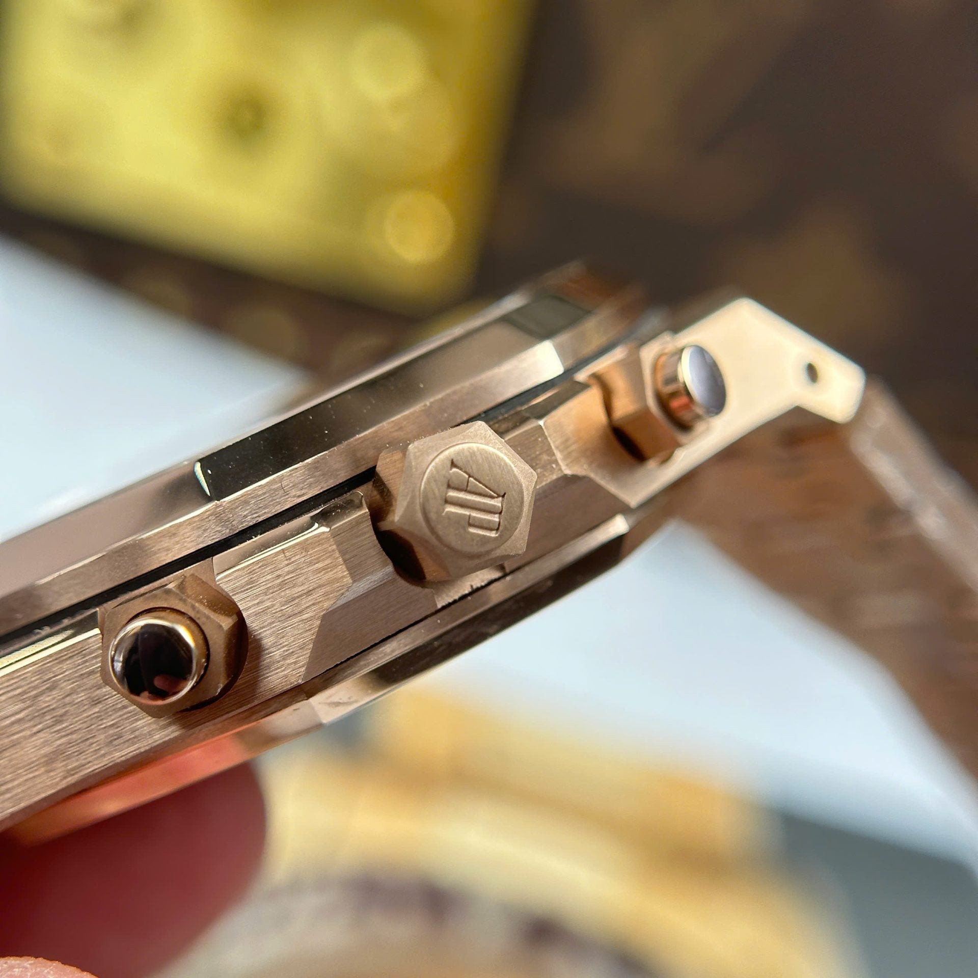 AP - Royal Oak 26240 Rose Gold Dial White 41mm with Box