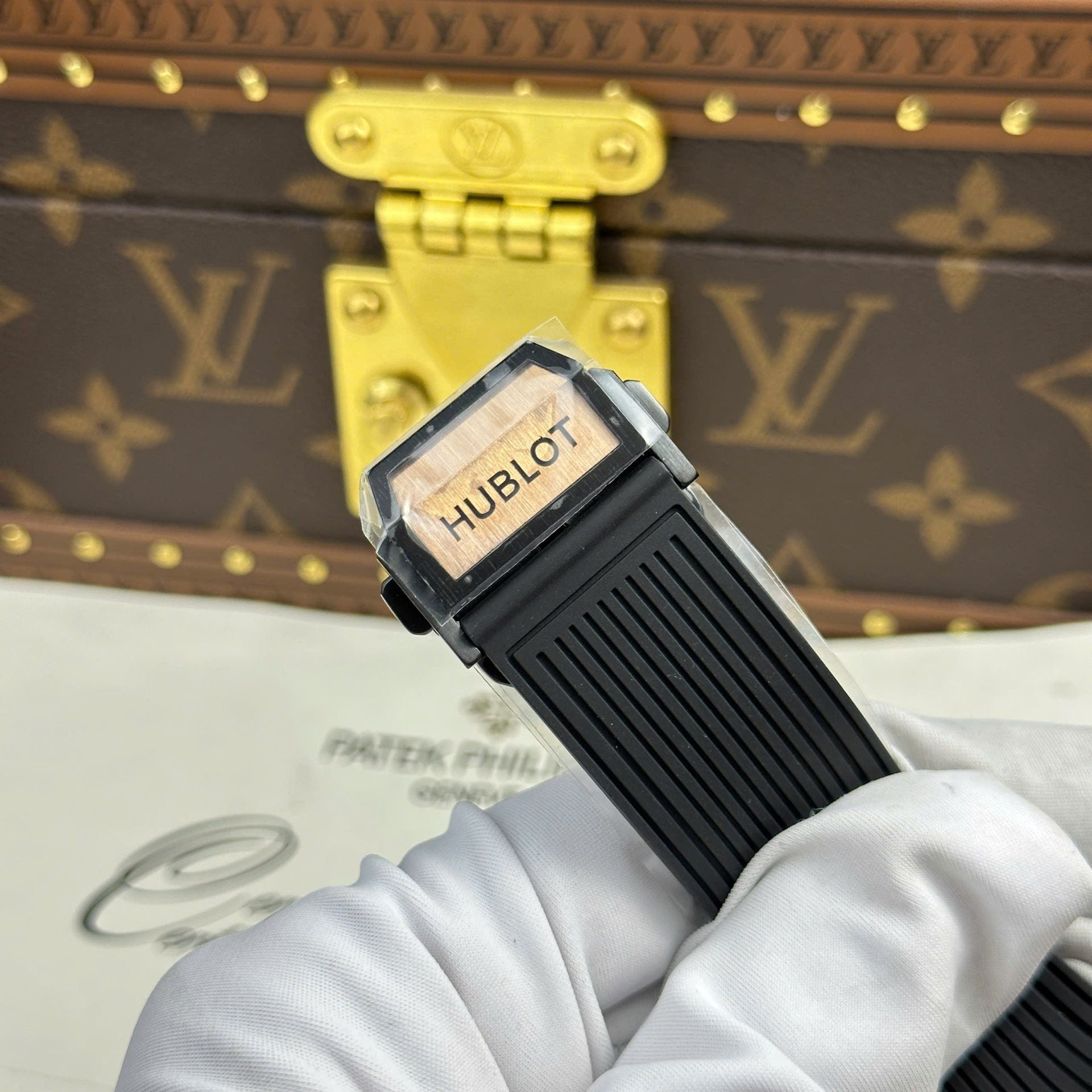 Hublot Spirit Of Big Bang King Gold Dial Gray 42mm with Box